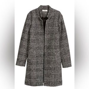 H&M Women’s fitted coat size US 6 (worn once)